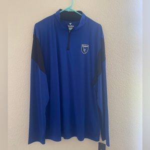 Men’s San Jose Earthquakes light weight jacket.